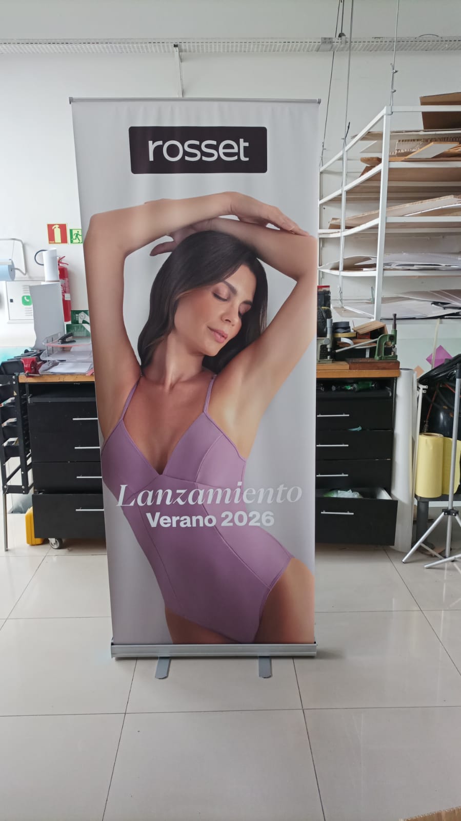 Banner Rosset com campanha de moda Verão 2026